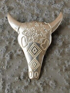 Vintage 925 Sterling Silver Southwestern Bull Skull Brooch Pin